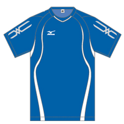 HERHAALDE OPROEP: Nieuwe shirts passen tijdens de eerste training.