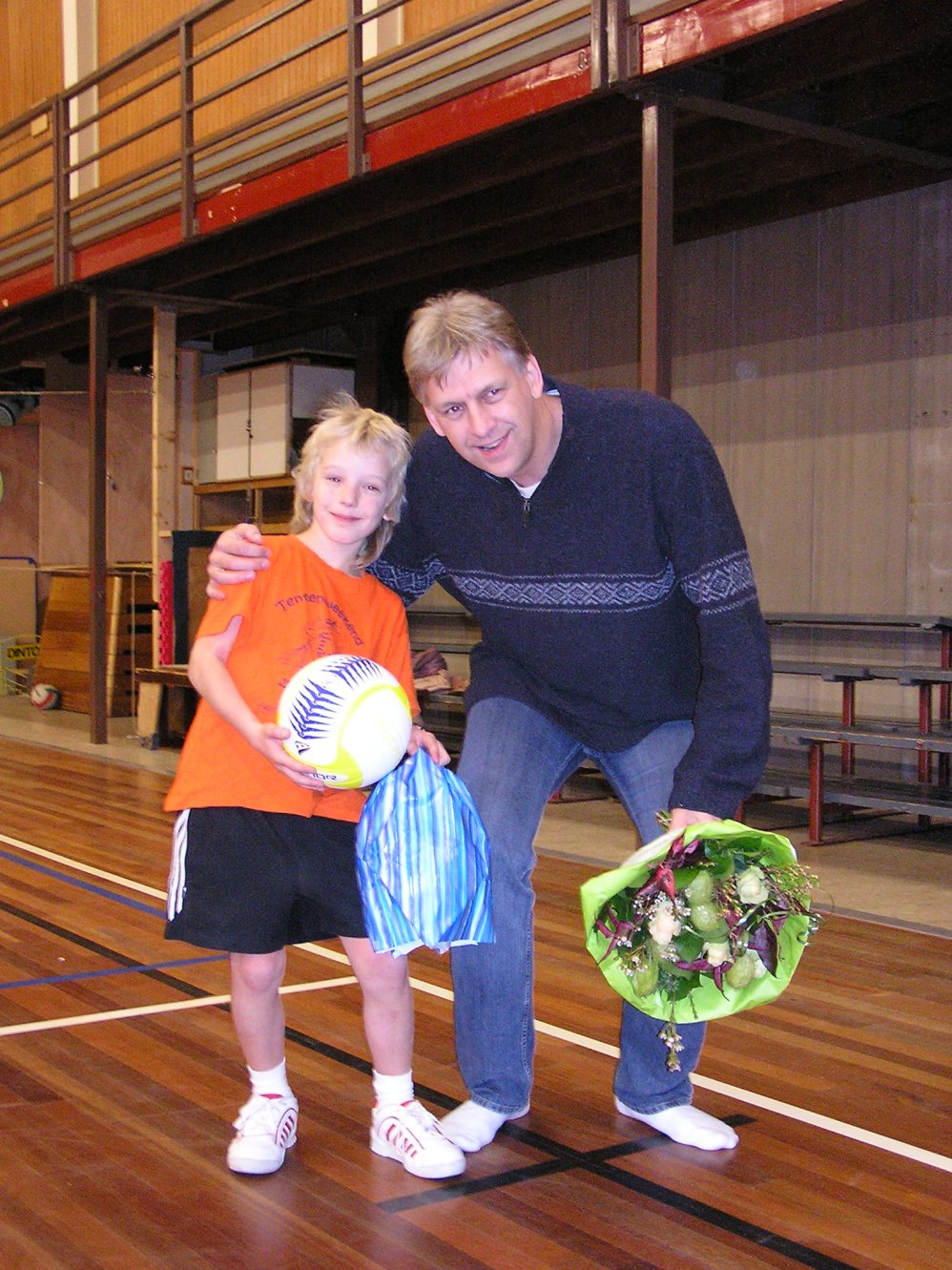 Wisse Stolk 100ste jeugdlid VV Dinto