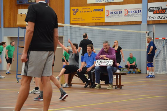 Iedereen werd ingezet om te tellen, hier de vader van Juliet Kor