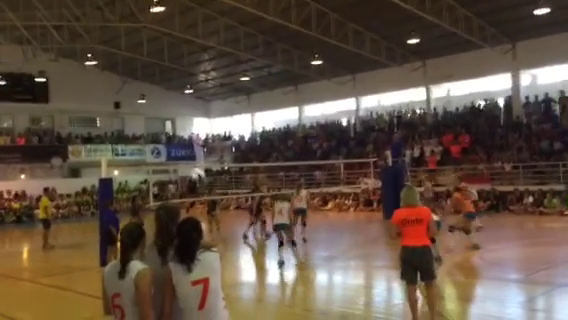 Dinto wint jeugdtoernooi in Portugal