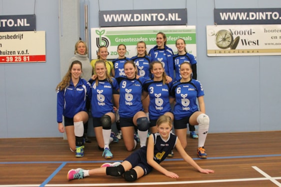 Fleur met de meiden van Bejo Dinto