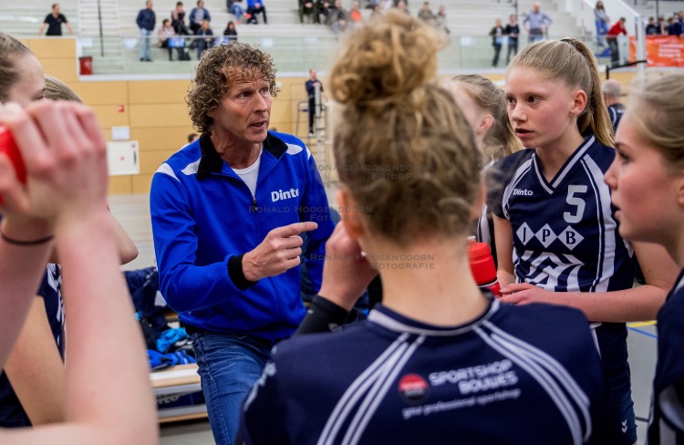 Meisjes C knap vijfde in de finale van het Open NK