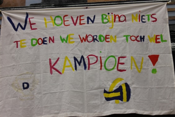 spandoek gemaakt door de meiden van Dinto 3
