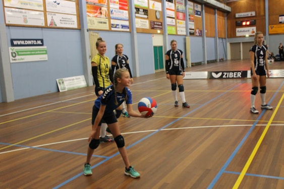 serveren voor de wedstrijd IMG_4342