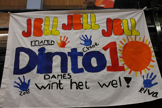 prachtig spandoek van het team