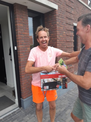 7E6472CD-8A16-45C3-BE14-4A197E600F93