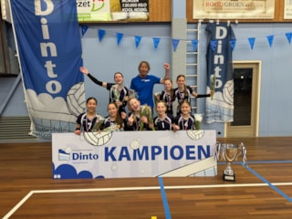 2025-04-12 MC1 kampioen Topklasse